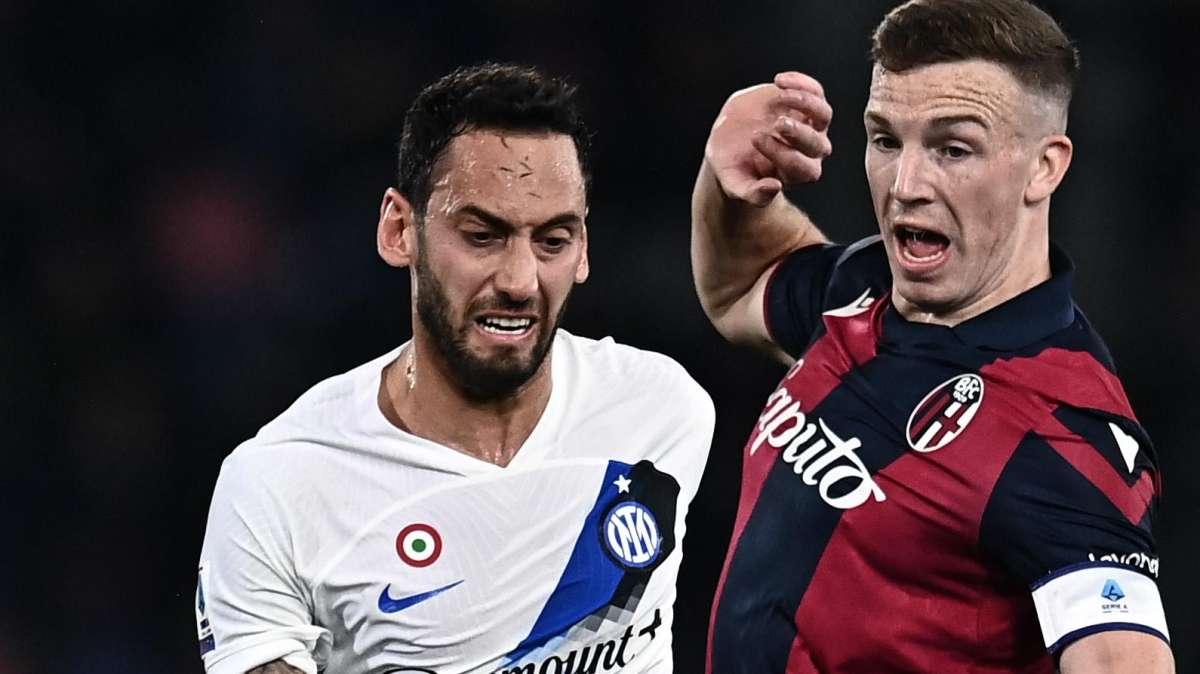 Calhanoglu sul nuovo ruolo di regista: "Mi piace molto giocare lì, prima ero più leggero"