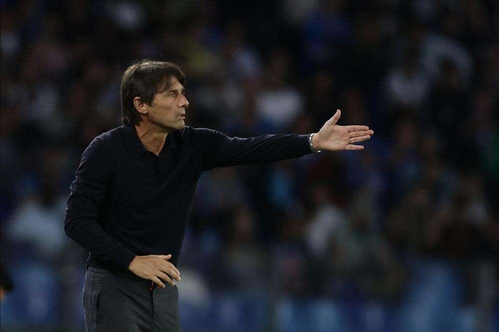 Napoli, Conte: "Avrei firmato per essere a 16 punti dopo sette giornate"