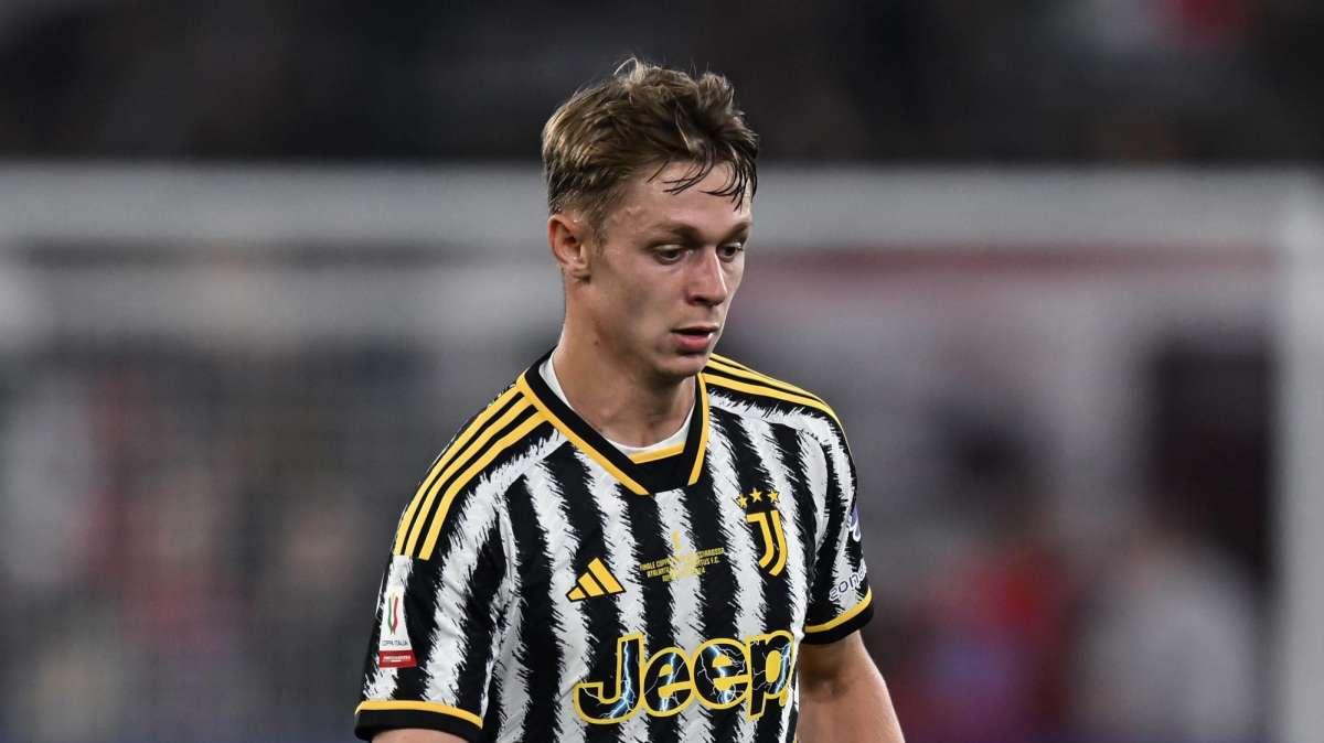 Tessmann vicino all'Inter, il Venezia sceglie il sostituto: è lo juventino Nicolussi Caviglia