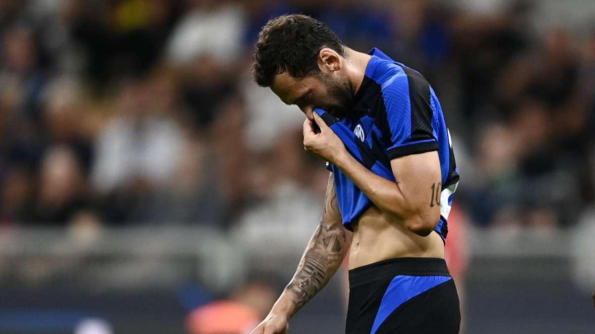 TOP NEWS ore 20 - Inter, infortunio per Calhanoglu. Dumfries verso la panchina a Udine