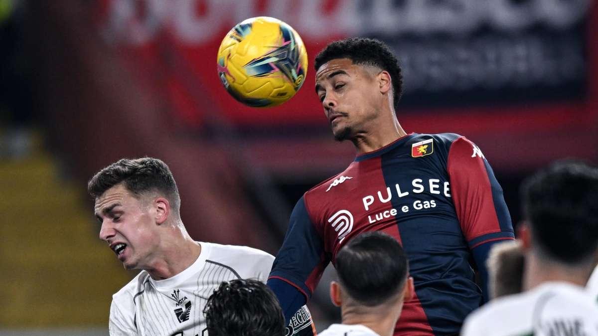 Non solo l'Inter interessata a De Winter, sul difensore anche le due big di Germania