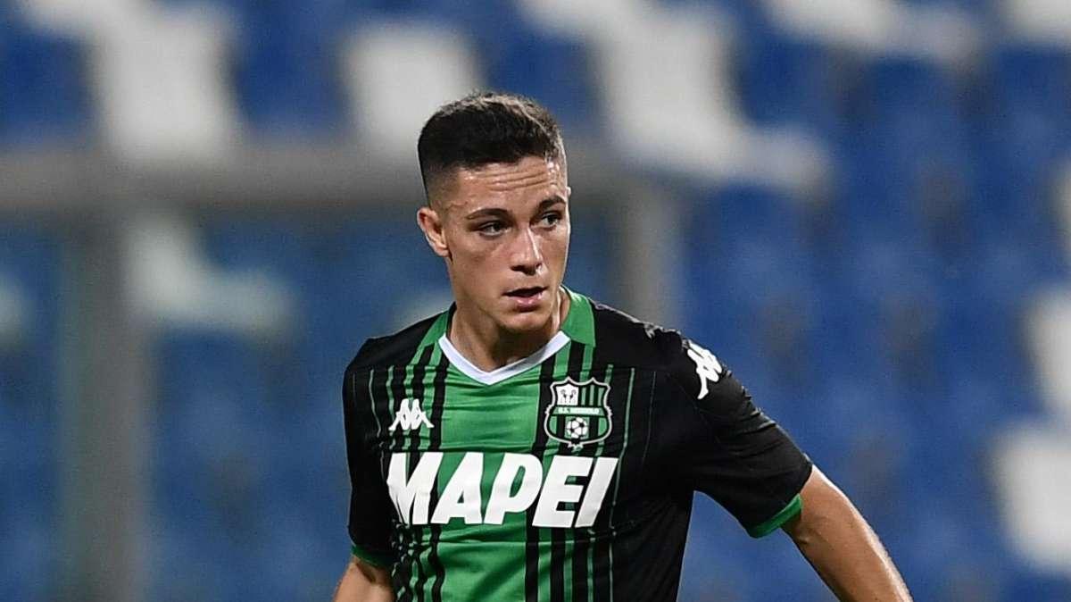 Raspadori: "Tante maglie ricevute in questi anni, come quelle dei miei idoli Lukaku e Lautaro"