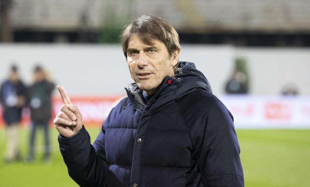 Napoli, Conte: "Kvaratskhelia ha chiesto la cessione, sono deluso"