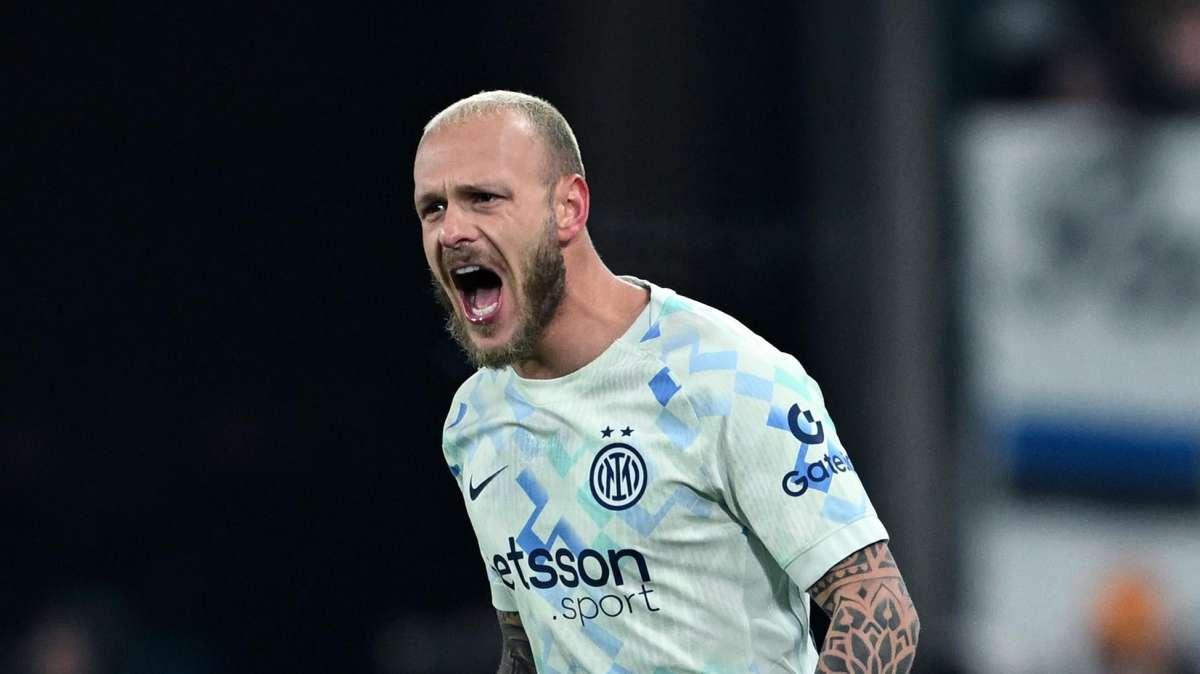 Dimarco all'assalto, Zielinski su McKennie. Le soluzioni dell'Inter per fermare la Juventus