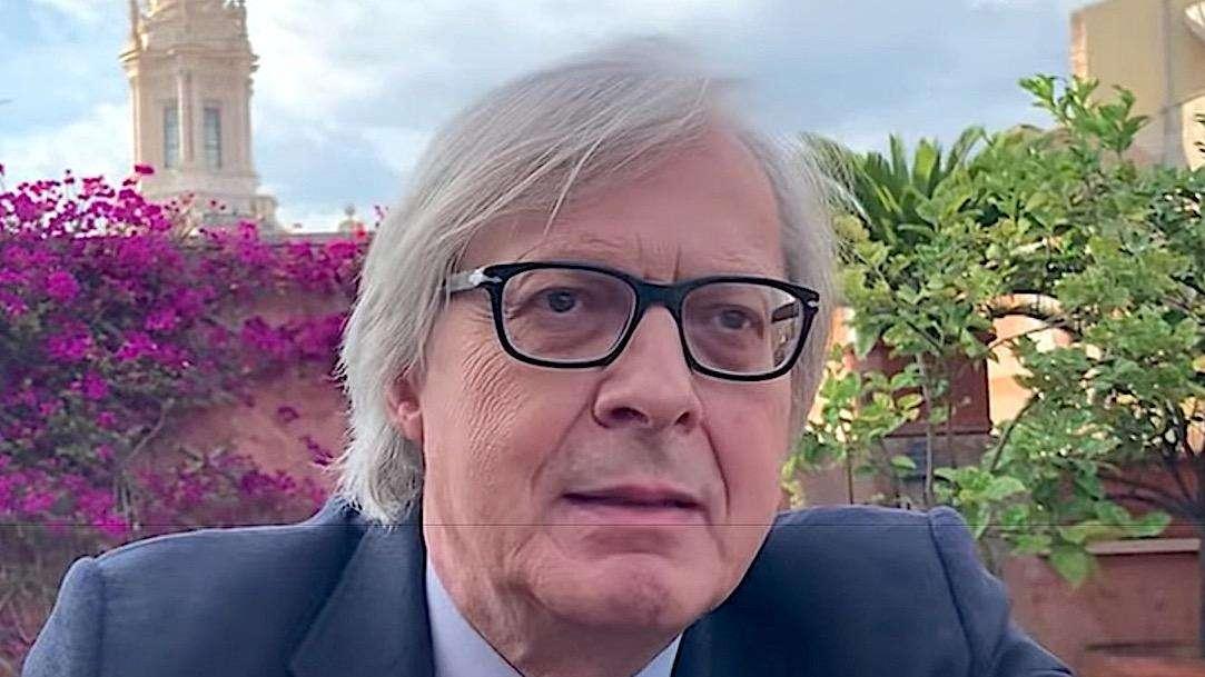 Sgarbi: "Il Meazza non si tocca. E non si può buttare giù"
