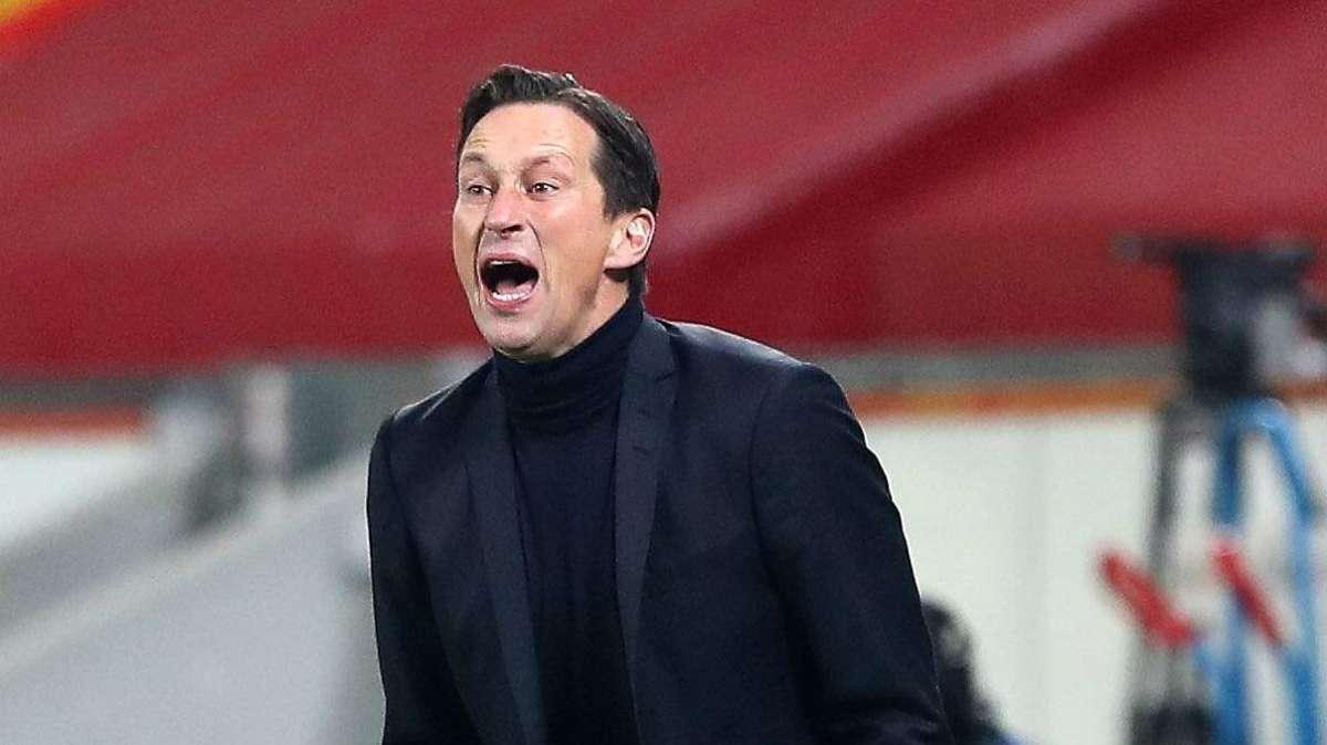 Benfica, emergenza in difesa per l'Inter: Schmidt dovrà schierare un reparto inedito