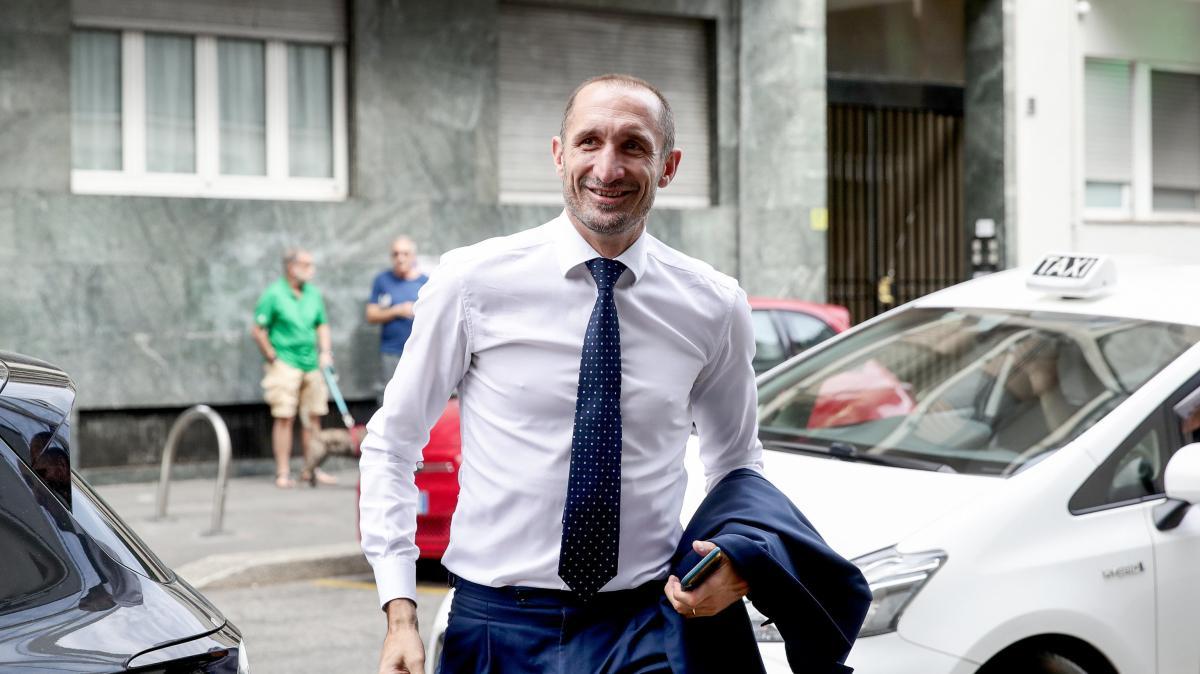 Chiellini: "Io DT dell'Italia? Felice alla Juve, voglio supportare Carnevali"