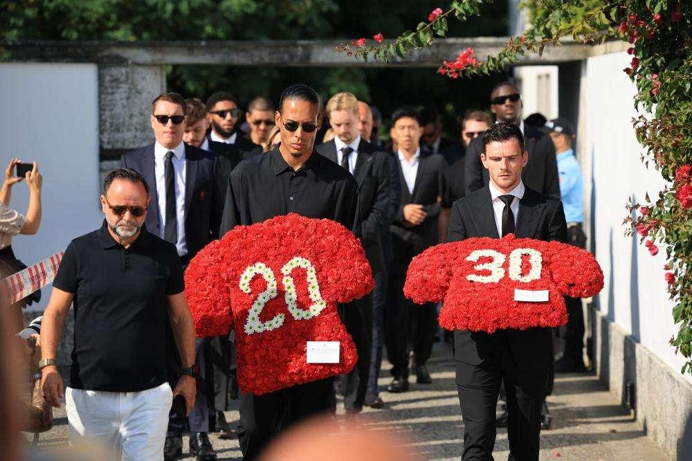 Ronaldo assente al funerale di Diogo Jota, polemiche in Portogallo