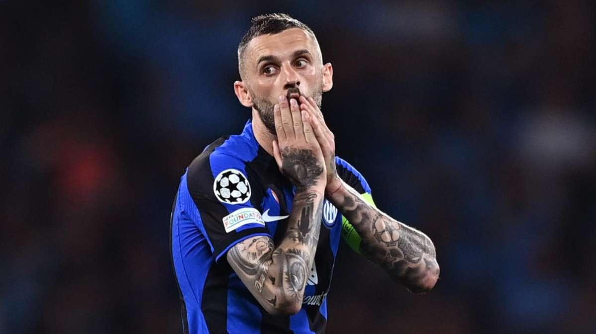 Brozovic non ha ancora dato il via libera all'Al-Nassr, Barcellona alla finestra