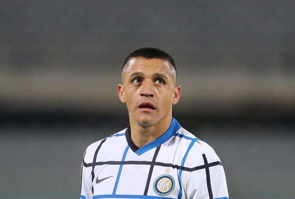 Buone nuove per Sanchez: ieri ha svolto parte della seduta in gruppo. Convocabile per Genova
