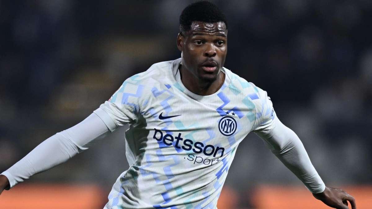 Dumfries, saltate già 23 partite. E i gol subiti arrivano sempre dalla fascia di Luis Henrique