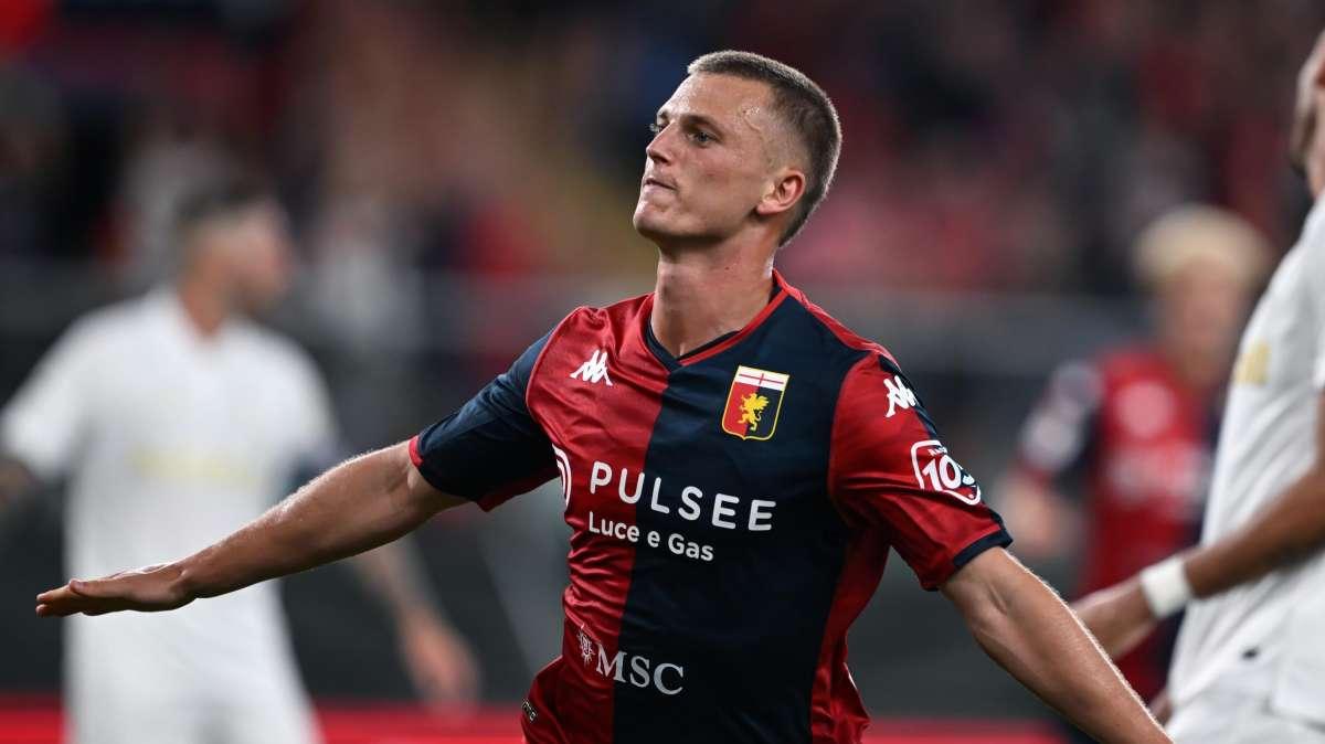 Passi avanti per Gudmundsson, Inter vicina all'accordo. Il Genoa sceglie la contropartita