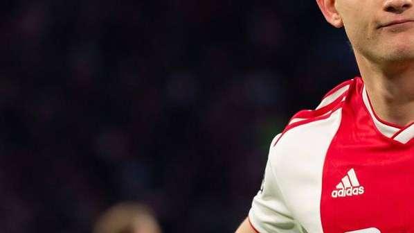 Tragedia in Olanda, calciatore 16enne dell'Ajax muore in un incidente stradale