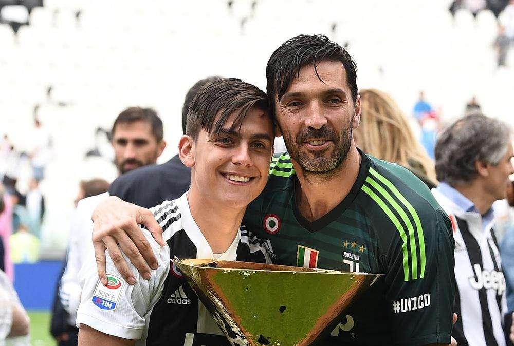 Buffon: "Sorpreso dal mancato rinnovo di Dybala, altrove farà grandi cose"