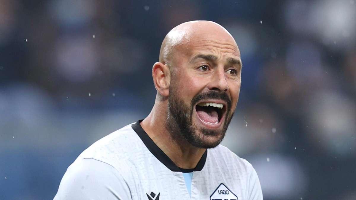 Lazio, Reina rescinde a sorpresa il contratto e torna in Spagna