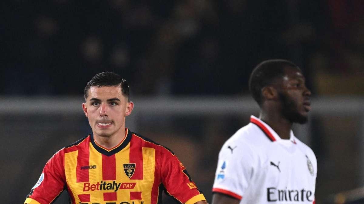 Duello Inter-Juve per Krstovic? Tuttosport: "Se il Lecce retrocede, prezzo abbassato"