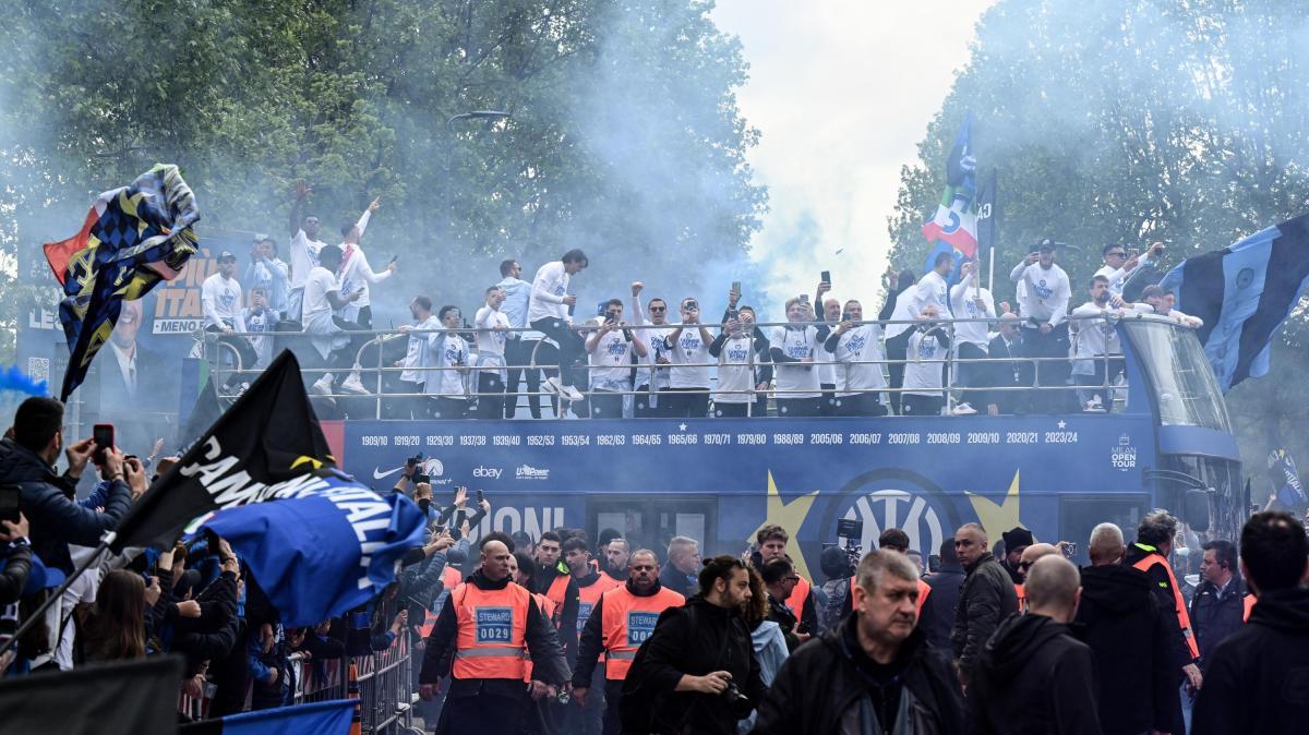 Il giro che faranno con il pullman scoperto per raggiungere Piazza Duomo
