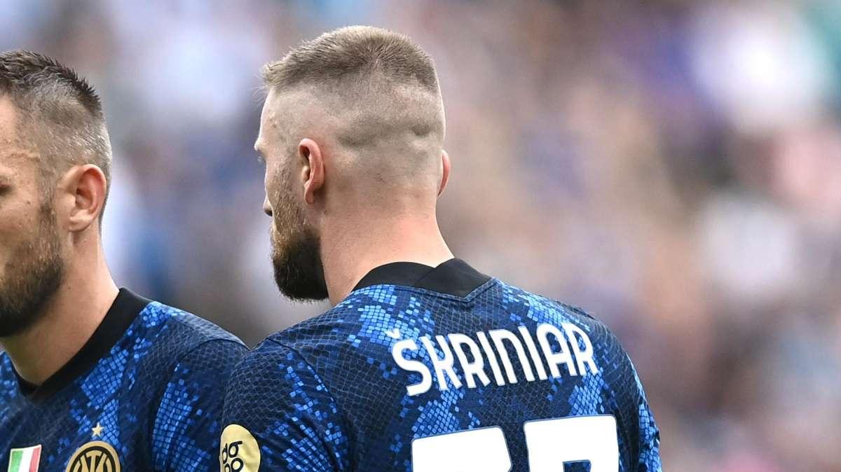 Il PSG offre 50 milioni di euro per Skriniar, ma l'Inter fa muro e lo valuta 70