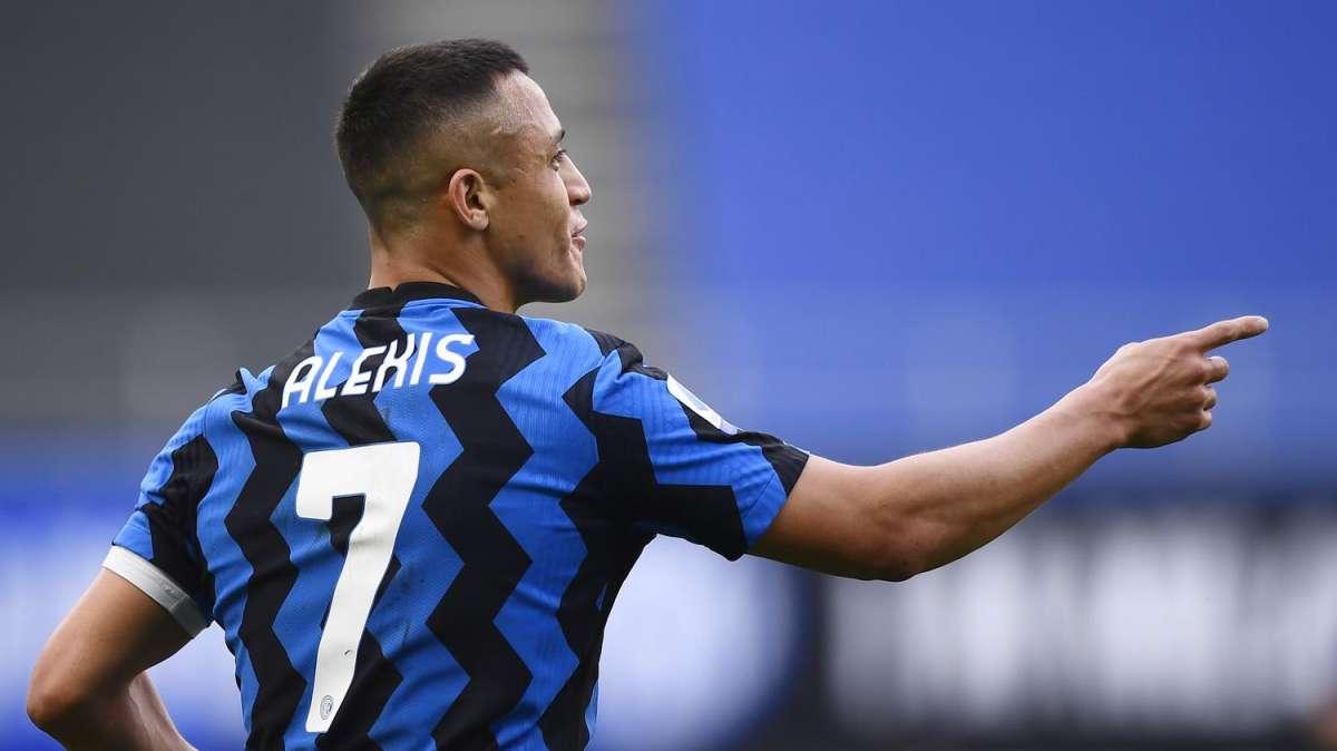 Oggi l'Inter giocherebbe così: Calhanoglu mezzala, Sanchez al posto di Lukaku