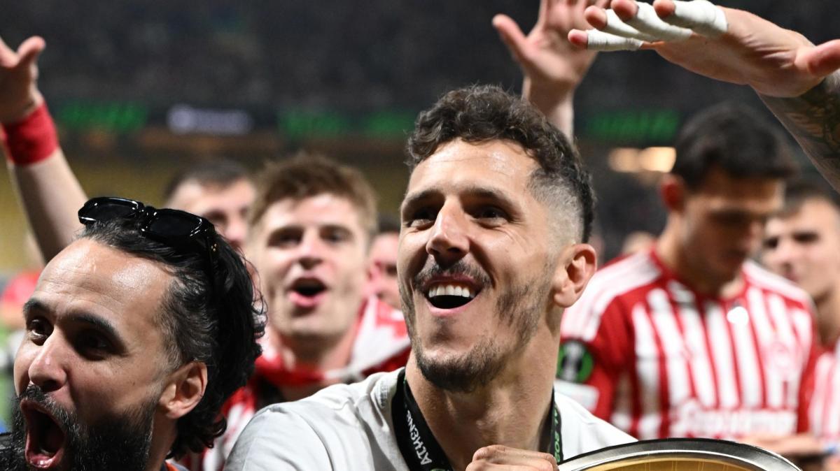 Jovetic: "Scudetto? Inter la più forte, dietro la Roma. Ma il Como può lottare"
