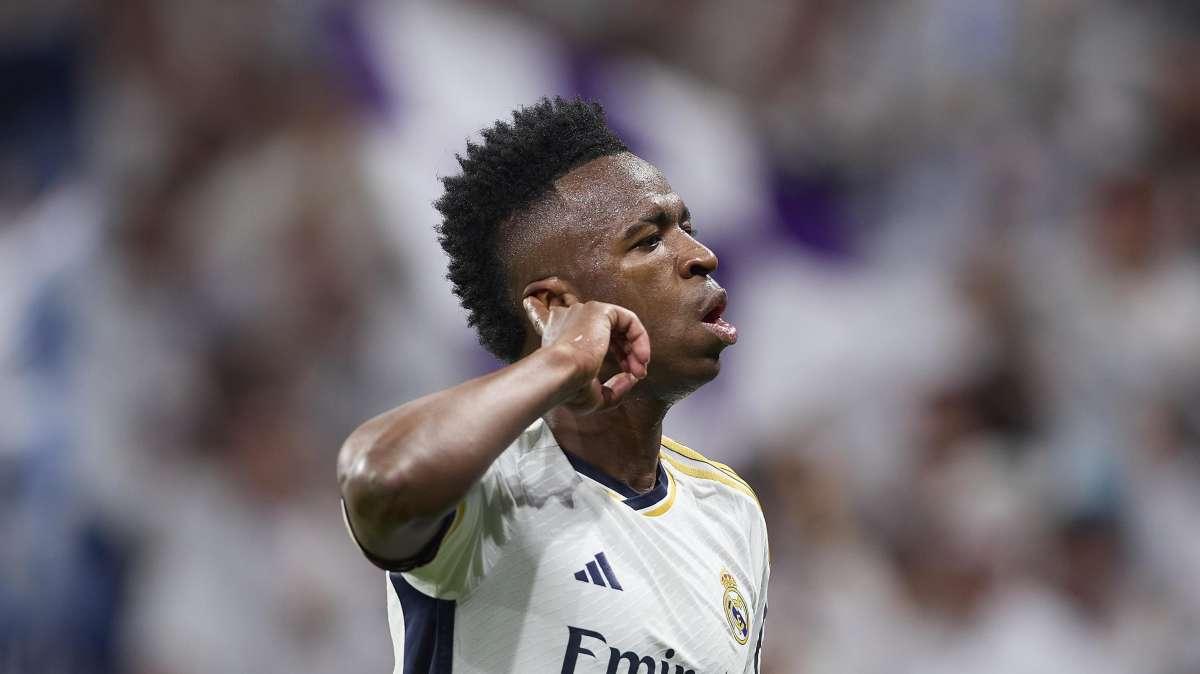 Vinicius in lacrime per il razzismo: "Ho sempre meno voglia di giocare, è triste"