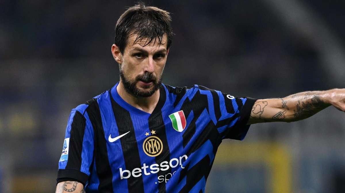 Infortunio Acerbi, la prima diagnosi: contrattura ai flessori per il difensore