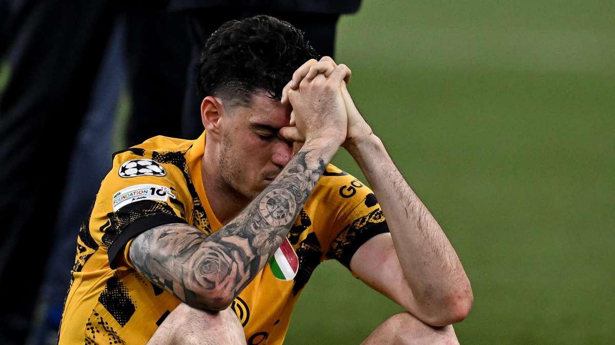 Como-Inter, Bastoni potrebbe non giocare l'importante partita