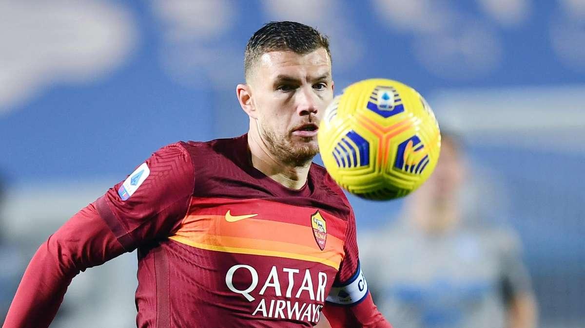 Dzeko si allena a Trigoria ma la trattativa con l'Inter è definita