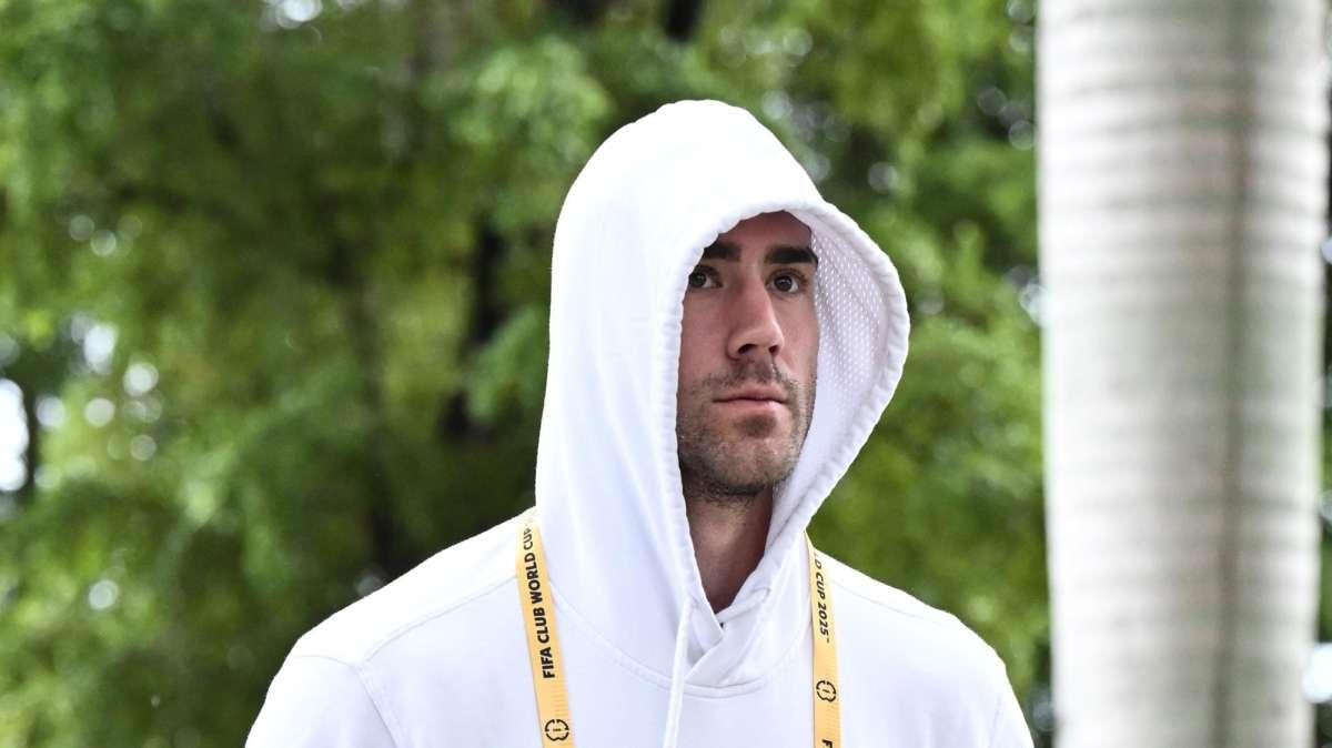 Vlahovic-Juve, è rottura: l'agente l'ha proposto all'Inter a zero. E non solo...