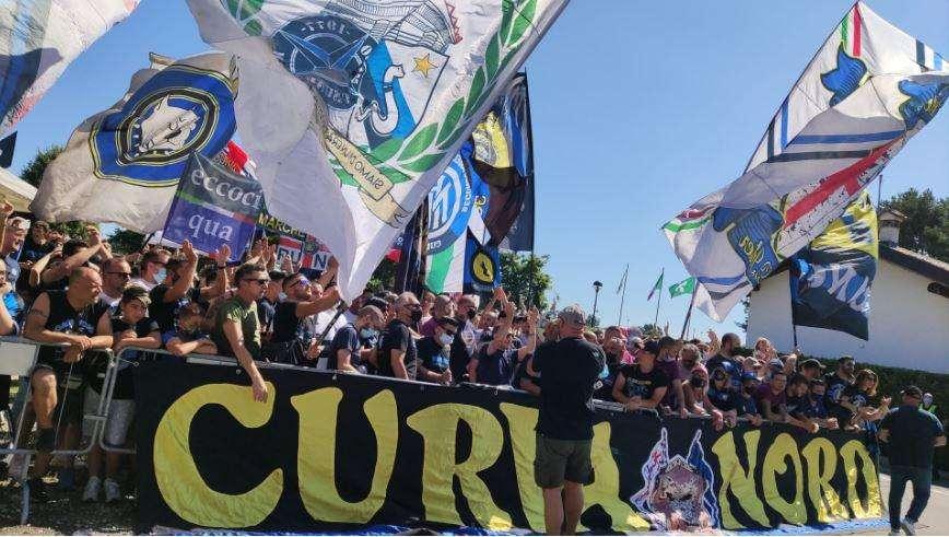 Vola la vendita dei biglietti per Inter-Bologna: già in fumo 30mila tickets
