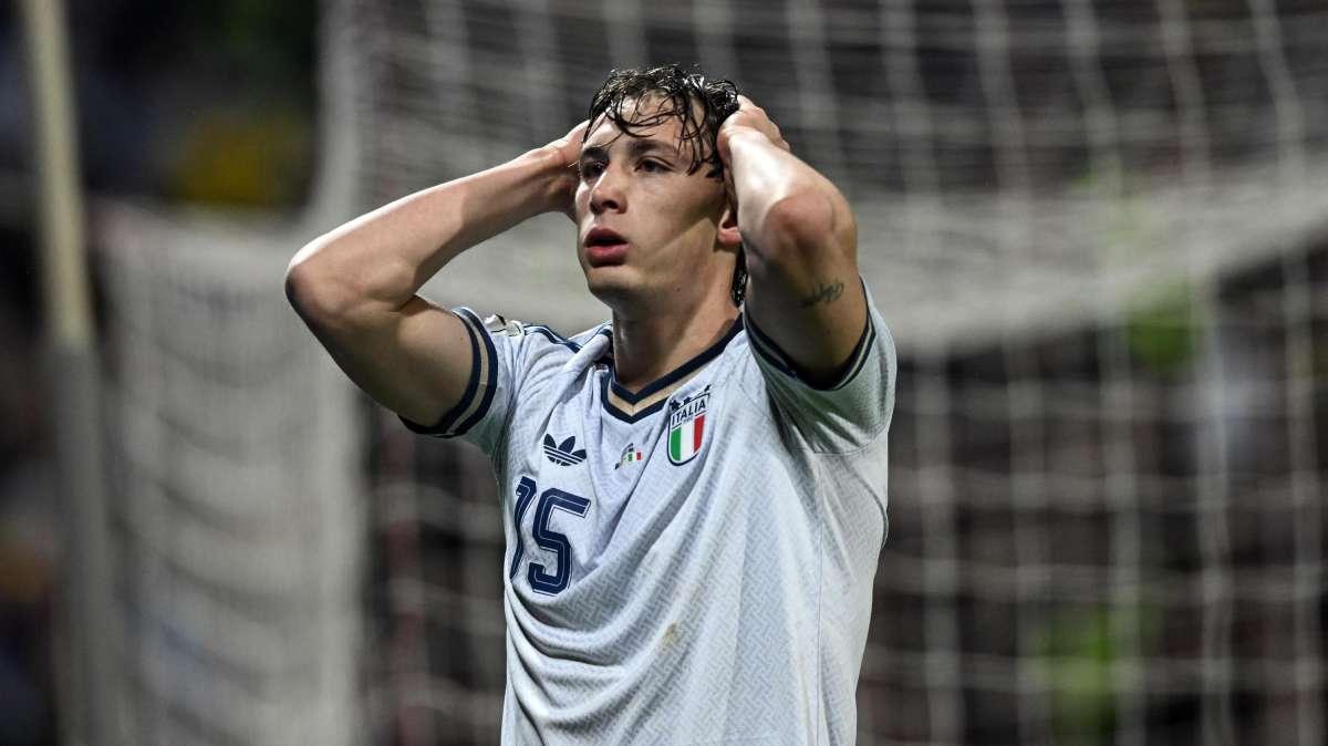 Italia, altro disastro: per la terza volta consecutiva fuori dai Mondiali: decisivi i rigori