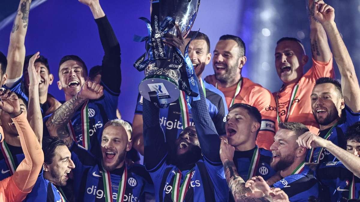 Inter ad Appiano con la Supercoppa: "I Super-Campioni sono tornati!"