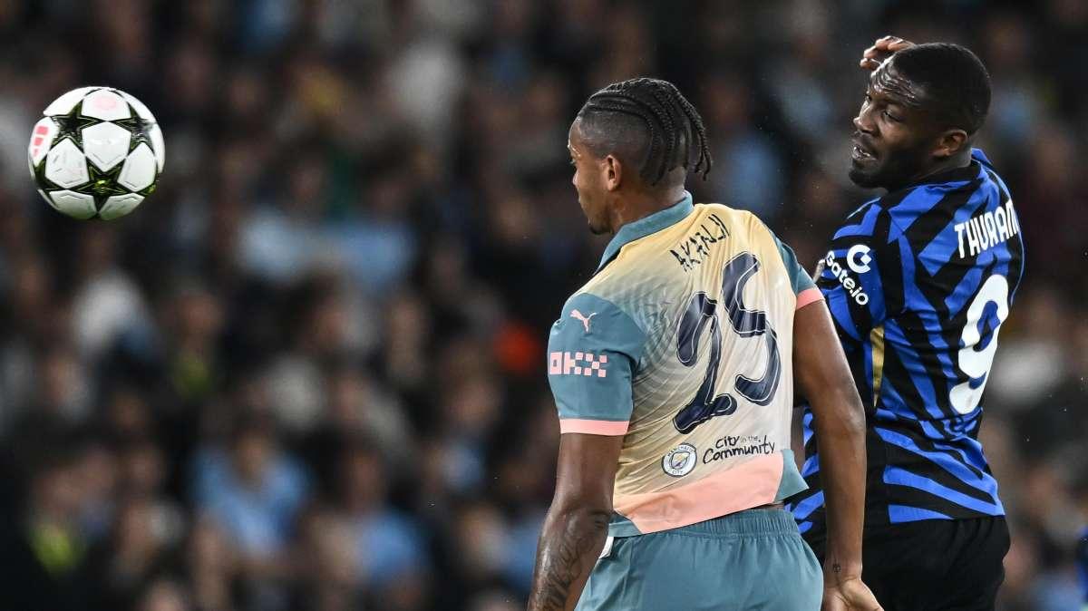 Inter, Akanji offre tante soluzioni: può giocare in tutti i ruoli della difesa. Con lui, Acerbi e De Vrij...