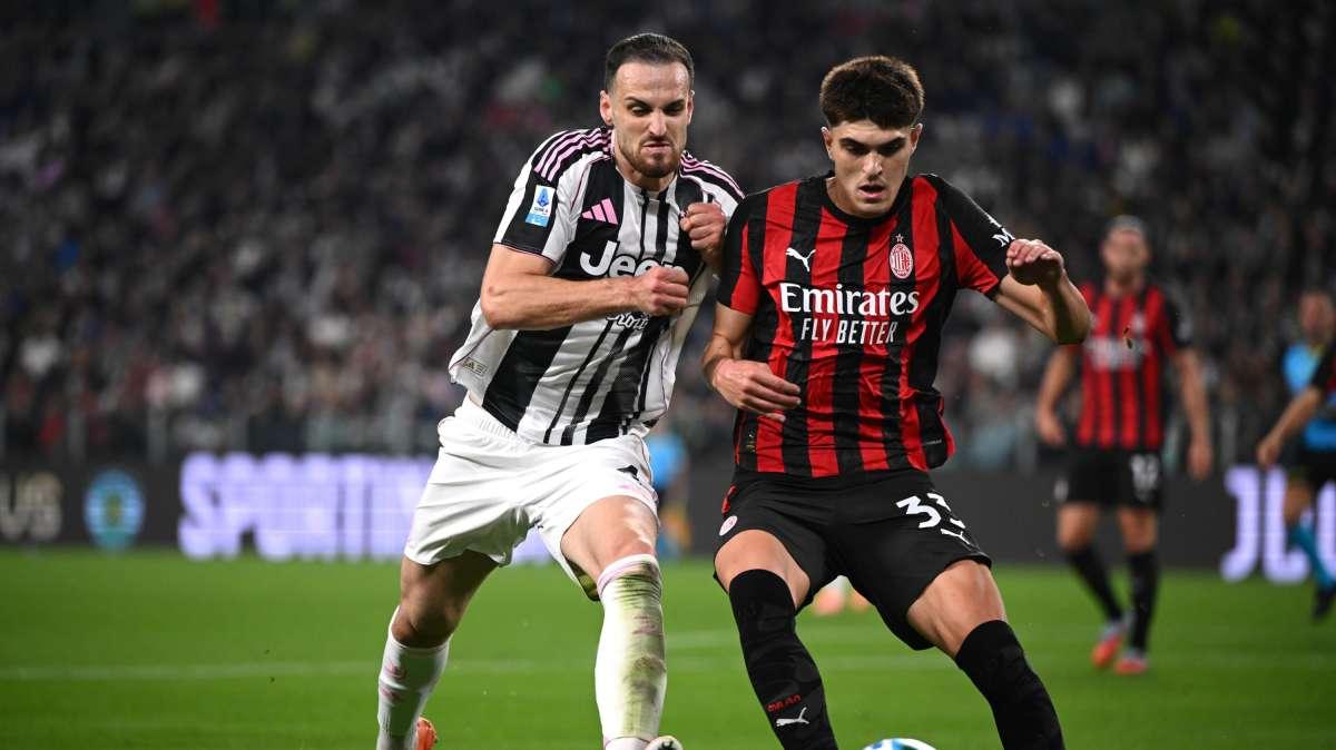 "Roma e Napoli, vetta per due. Juve-Milan, tutto qui?", le prime pagine del 6 ottobre