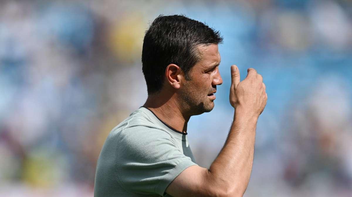 Chivu: "Inter, restiamo al vertice. Modulo? Vogliamo essere ibridi". Sulle 3 punte: "Mai detto"