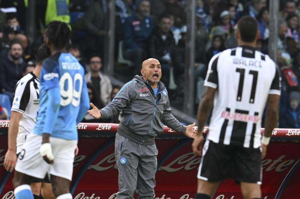 Curva Nord Udinese, il comunicato: "Non sono tollerate feste dei napoletani"