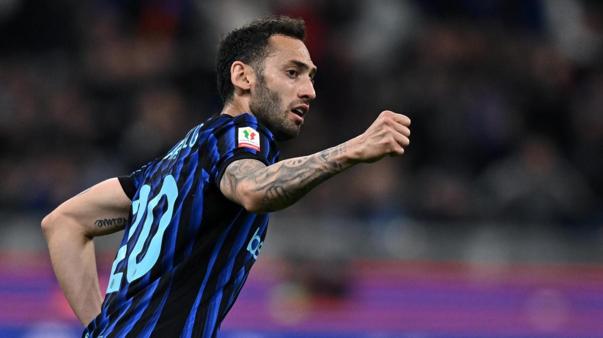 Calhanoglu: "Mi hanno preso in giro per il trapianto di capelli, ma ora mi sento meglio"