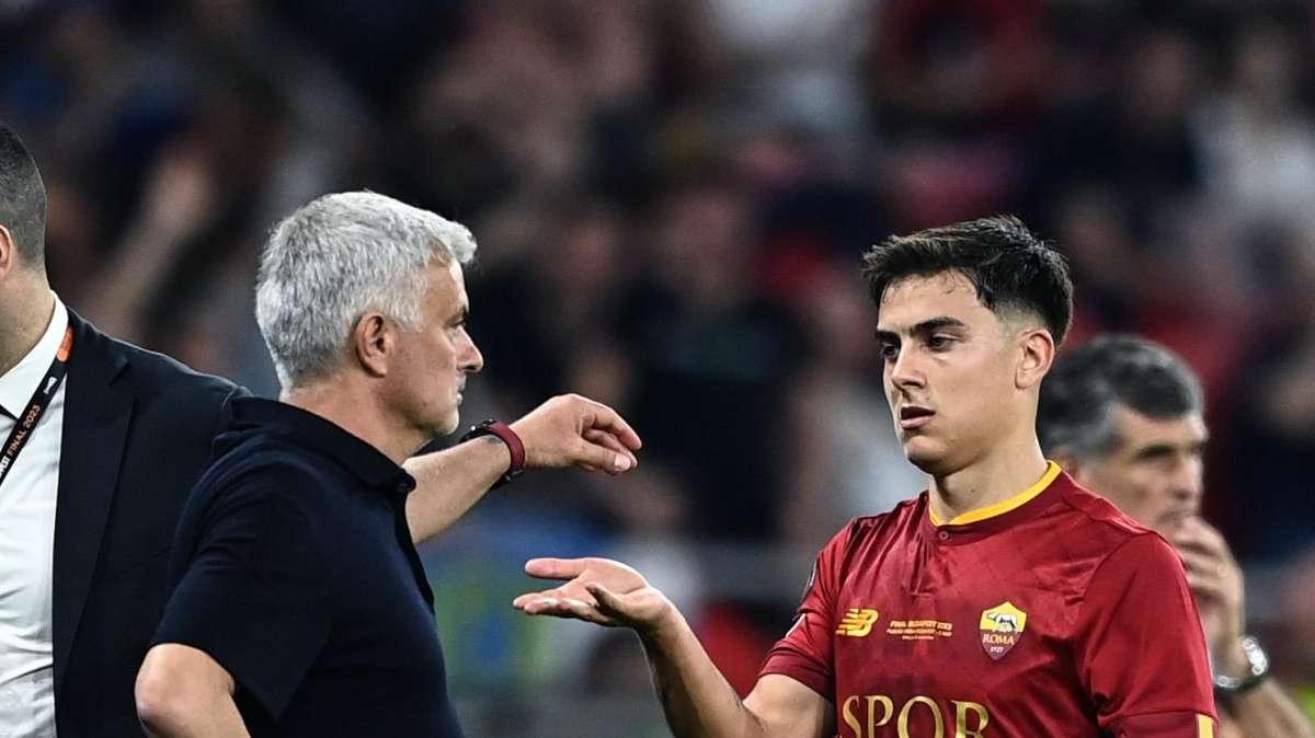 Mundo Deportivo - Dybala può lasciare la Roma, PSG e Chelsea su di lui