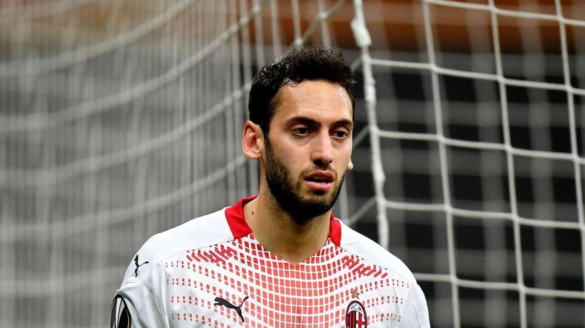 TOP NEWS ORE 20.00 - Ufficiale, Calhanoglu è dell'Inter. Il turco: "Felice di essere qua"