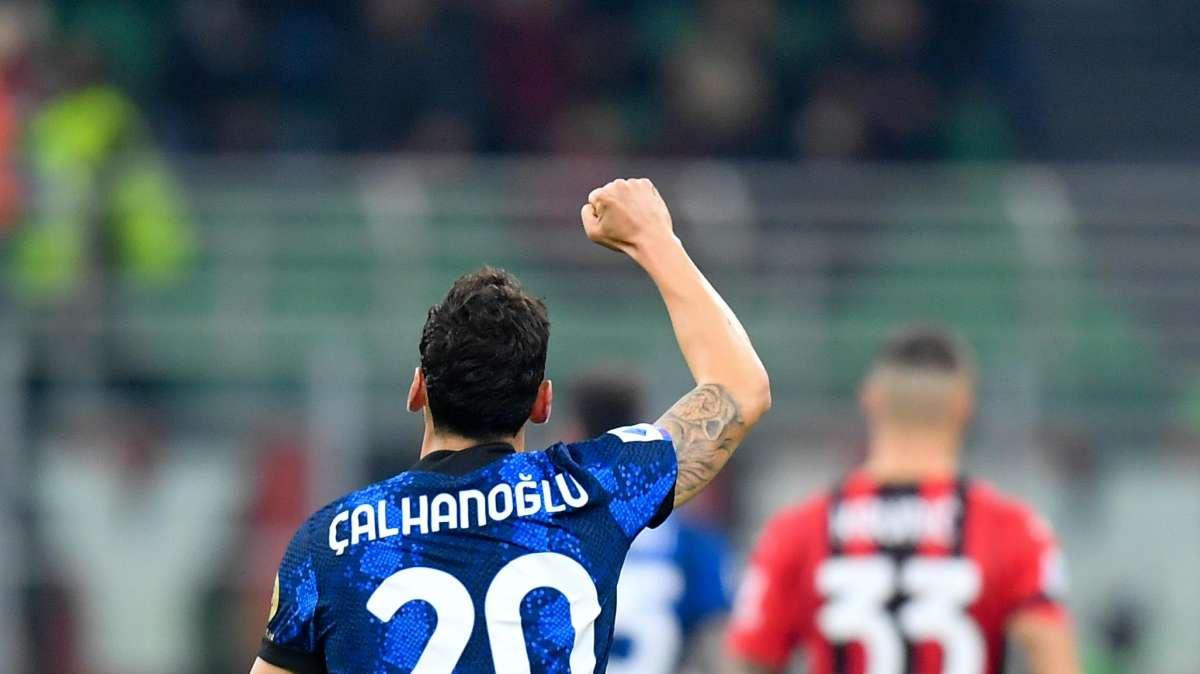 Fasce blindate in vista del Napoli: il dubbio è a centrocampo