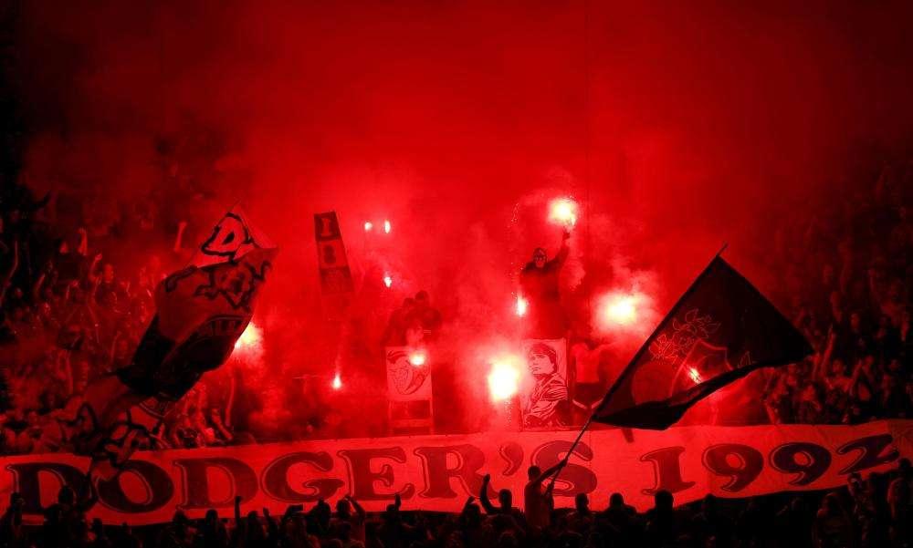 Tifosi del Marsiglia assaltano il bus e feriscono Grosso, derby col Lione annullato