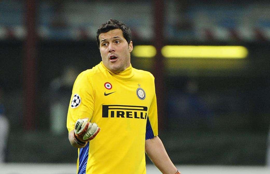 Julio Cesar: "Mi scontrai con Mourinho, non volevo giocare in giallo, ma ebbe ragione lui"