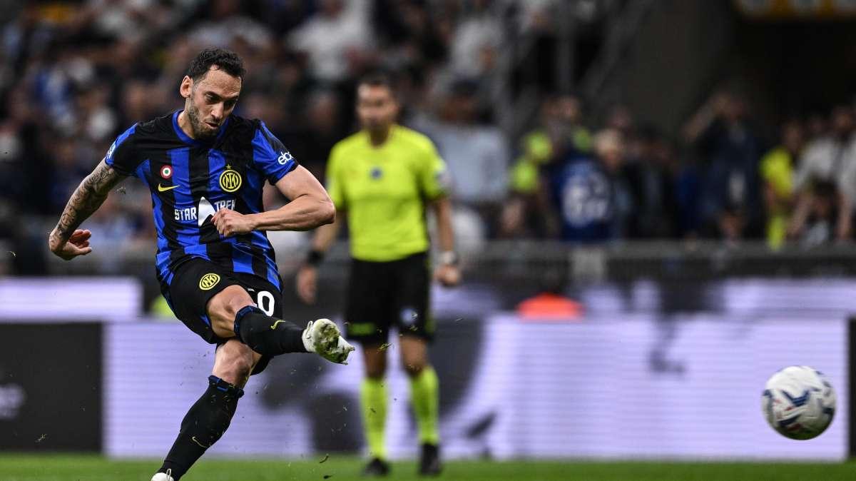 La moviola della Gazzetta: "Sul gol del Cagliari il braccio di Lapadula si allarga e il volume anche"