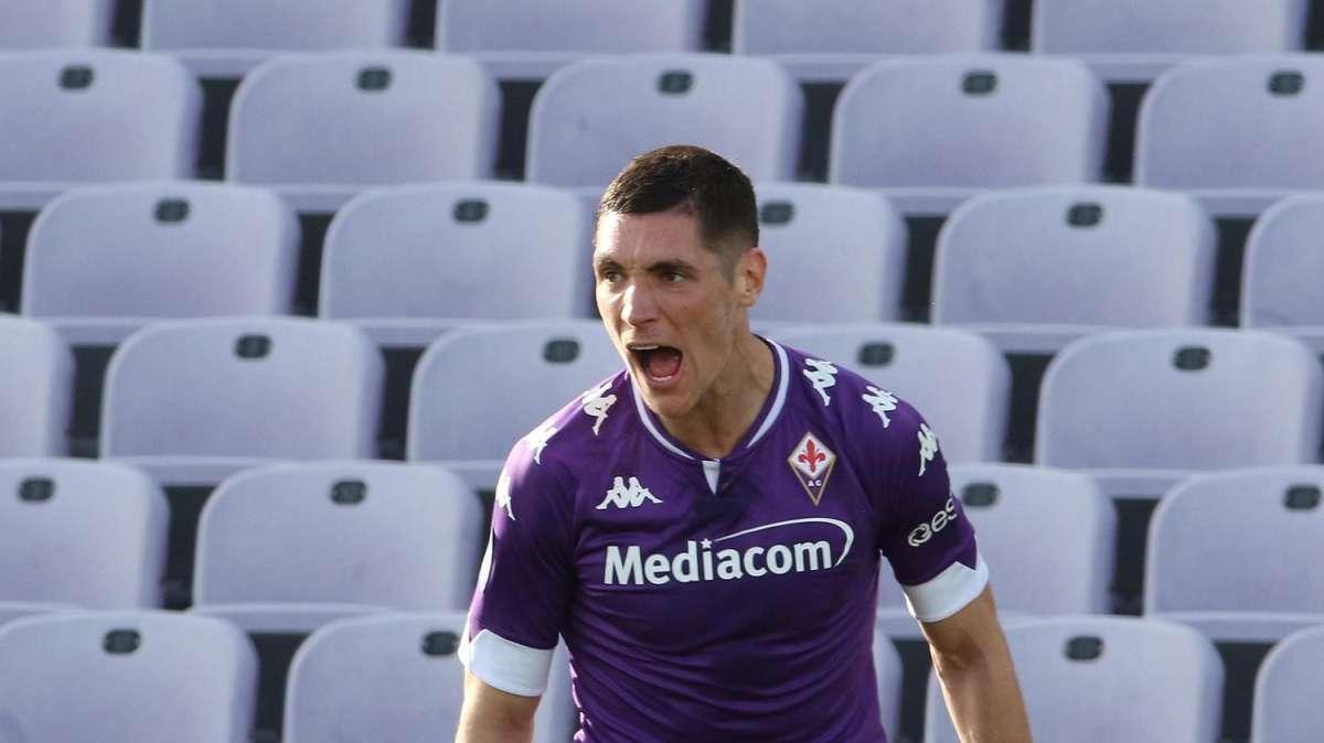 L’Inter non smette di guardare Milenkovic. Ma il pressing dello United è forte
