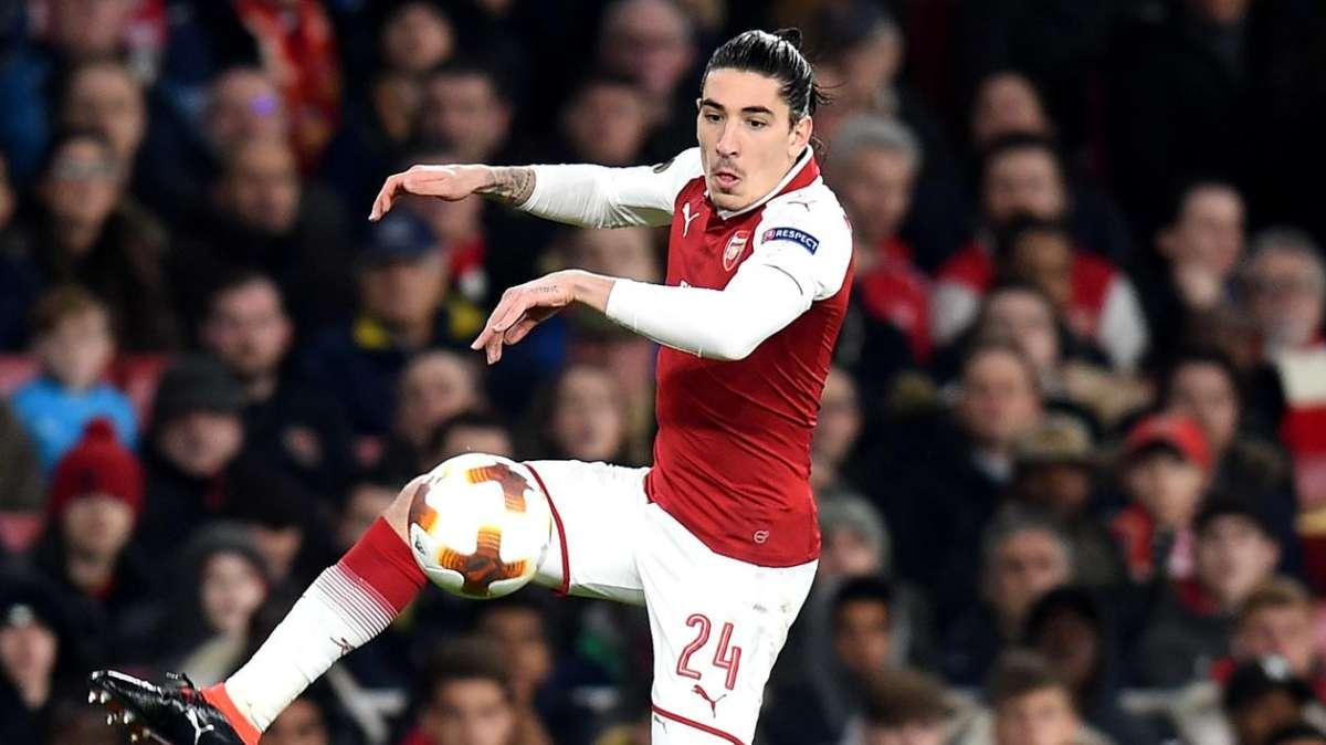 Barcellona, se parte Dest c'è già il sostituto: è Hector Bellerin