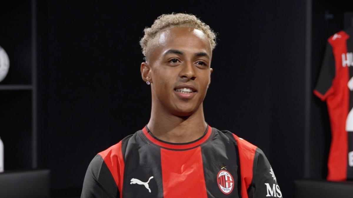 Milan-Benfica, le formazioni ufficiali: Hutchinson dal 1', c'è anche Circati