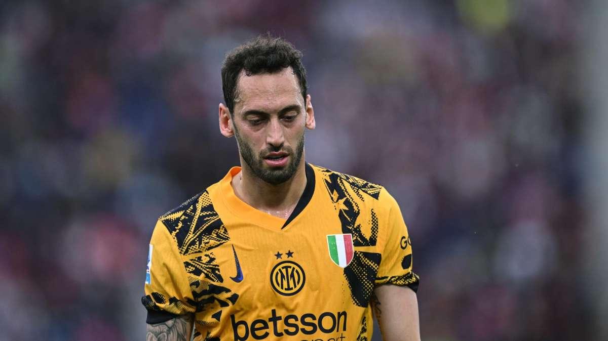 SM - Domani ulteriore contatto ag. Calhanoglu-Fenerbahce: in caso di accordo...