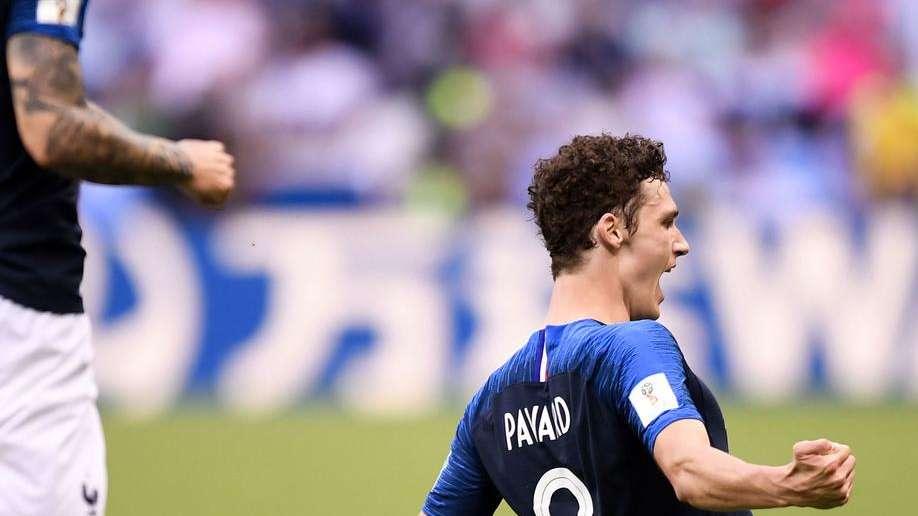 Deschamps promuove Pavard centrale: "Bene in quel ruolo, ma lì c'è più concorrenza"