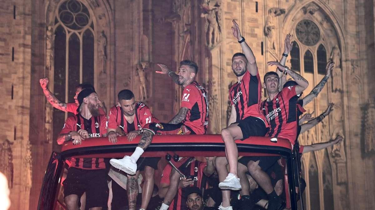 Berti sugli striscioni del Milan: "Bisogna avere rispetto e non cadere in bassezze"