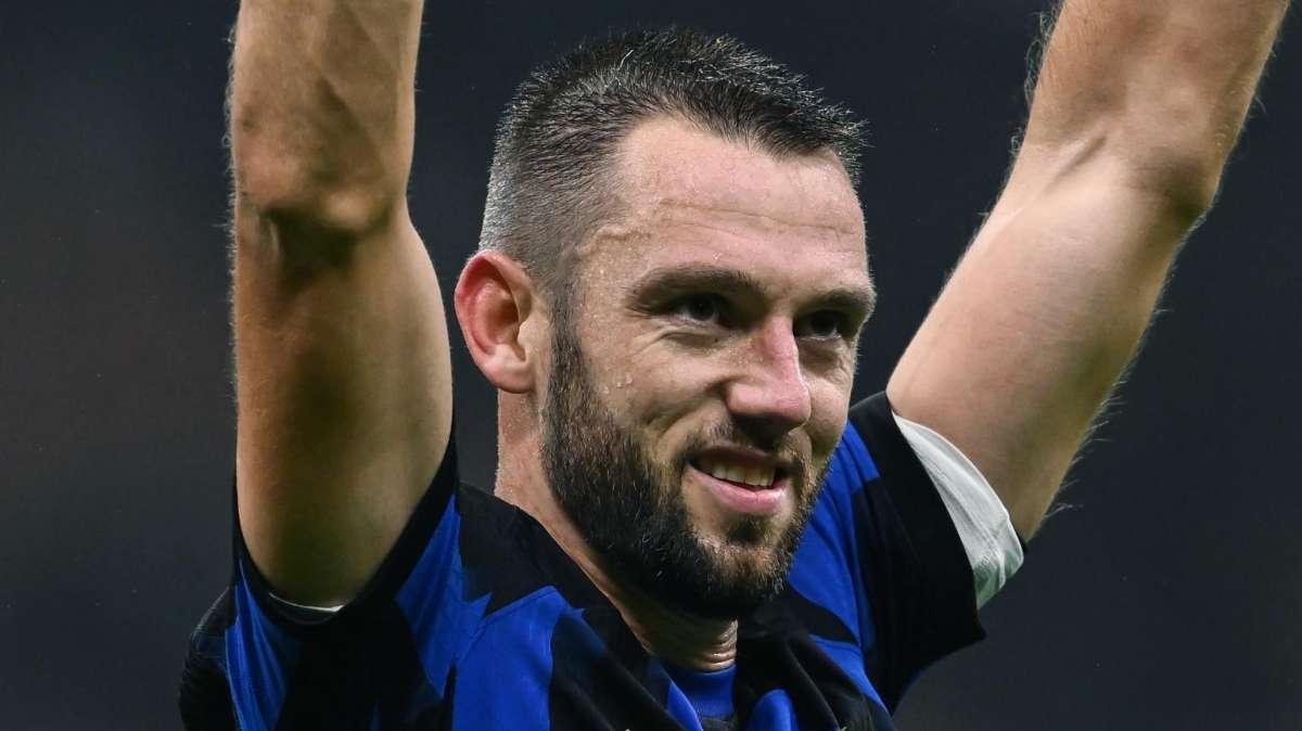 De Vrij in conferenza: "Il giorno in meno di riposo ha pesato, avere Lautaro significa tantissimo"